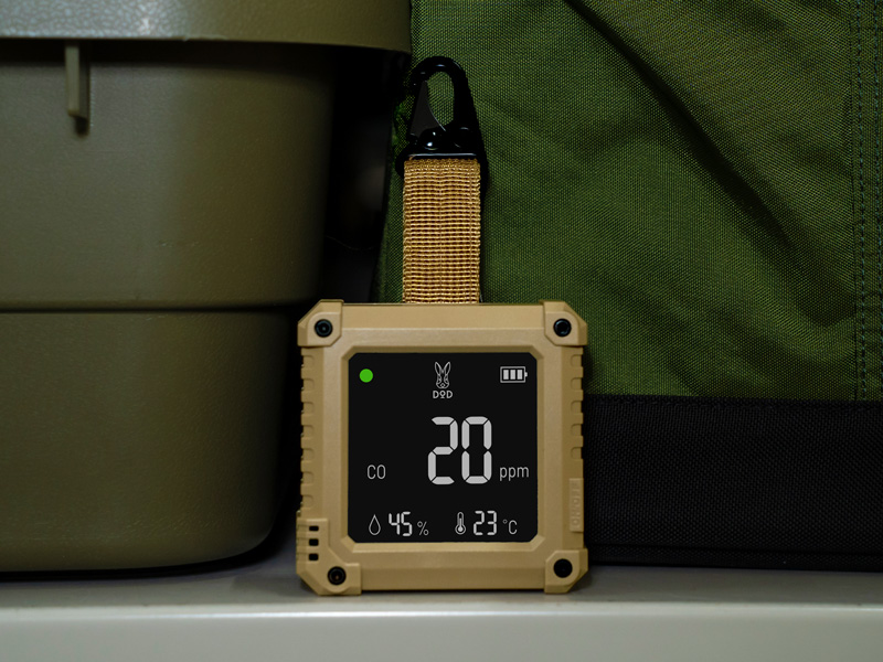 ライトと色で視認性抜群の一酸化炭素チェッカー